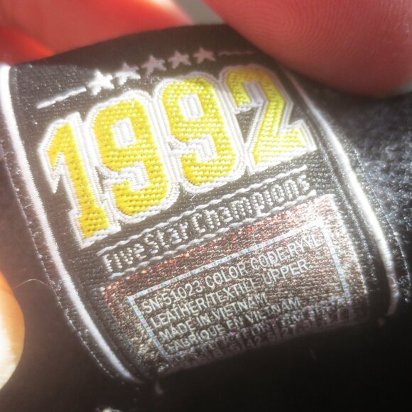 Skechers Champions 1992 Retro Sneakers - Size 9.5 Men's. - Picture 9 of 15